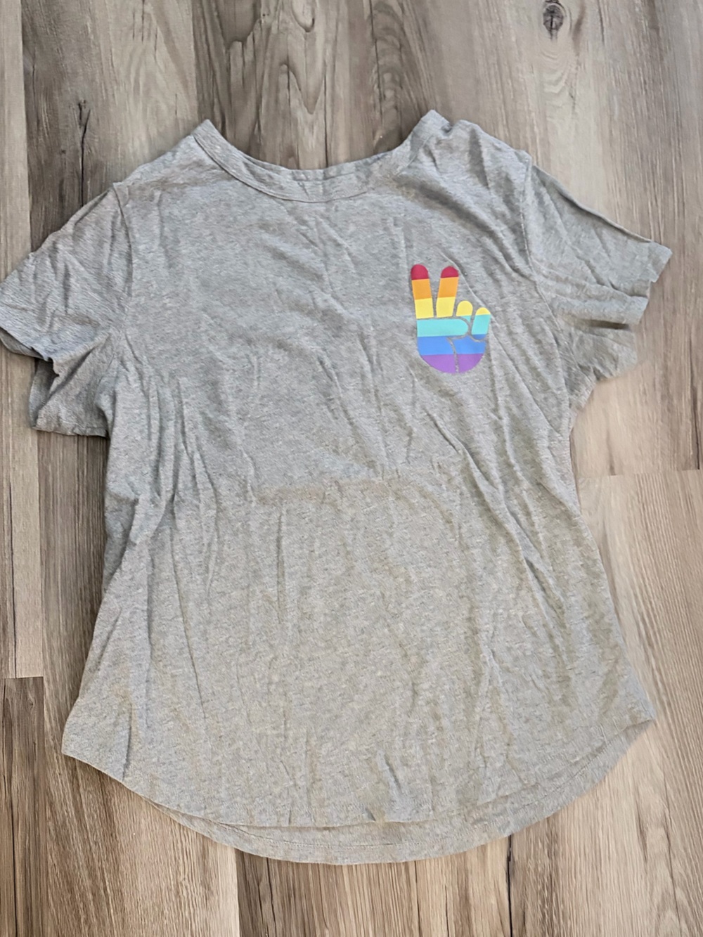 Old Navy Gray Soft-Washed Tee with White Logo